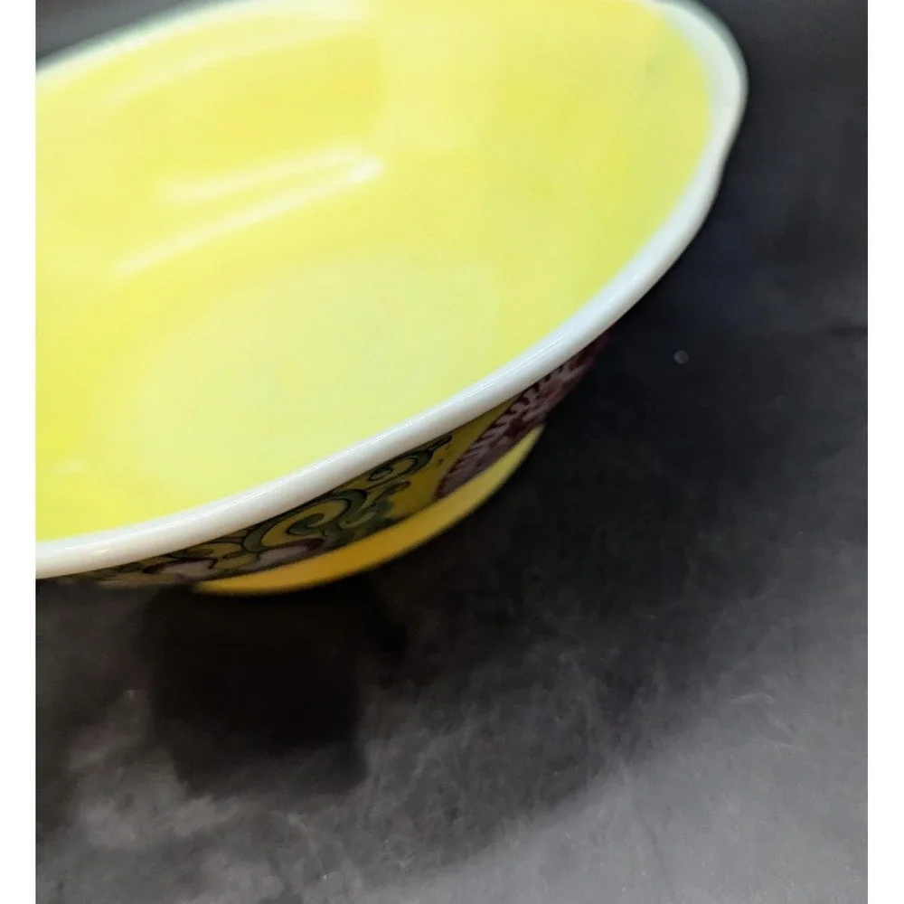 Antique Chinese‎ Qing Dynasty Export porcelain Enamels on Yellow Ground Bowl 8